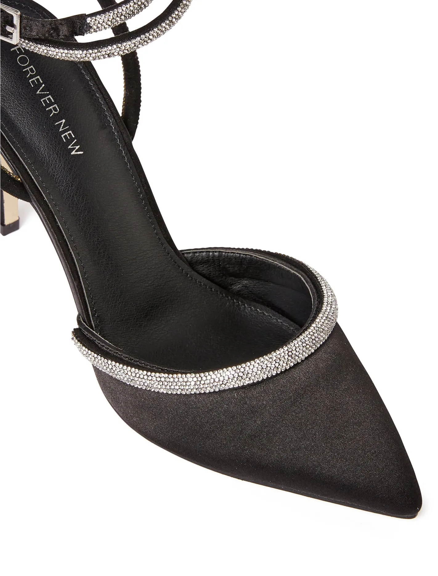 Billie Diamante Pointed Heel
