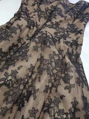 Jessica Mclintock Designer 90s Vintage Lace Overlay Gown - Black Lace & Nude - Fitted Bust & Glamourous Skirt