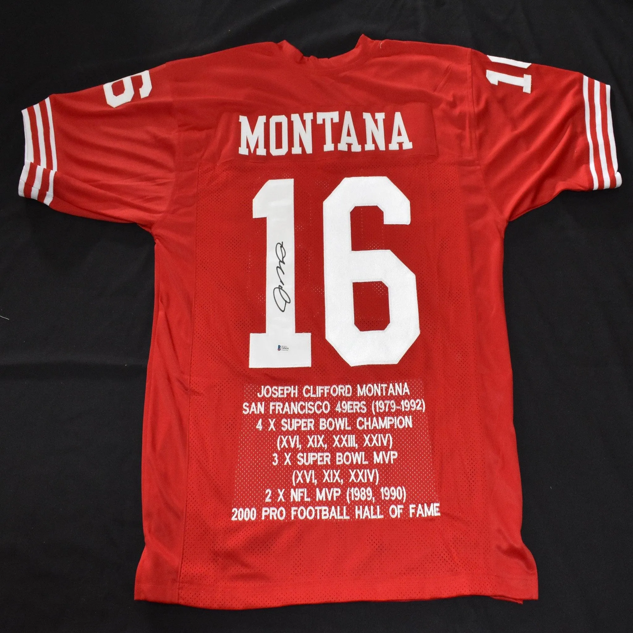Joe Montana Signed San Francisco 49ers Red Stats Jersey (Beckett)