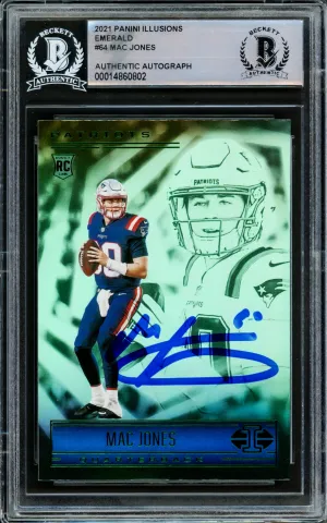 Mac Jones Autographed 2021 Panini Illusions Green Emerald Rookie Card #64 New England Patriots Beckett BAS #14860802