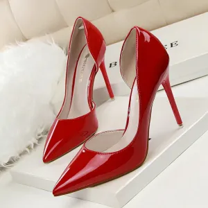 Simple fashion high heels