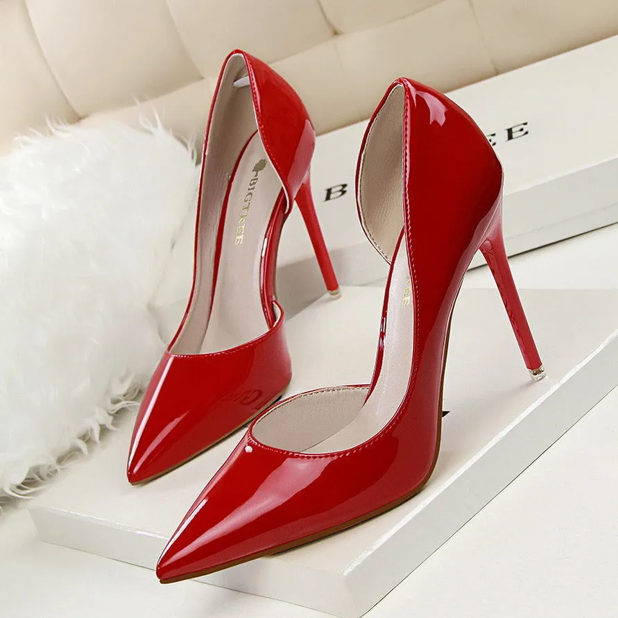 Simple fashion high heels