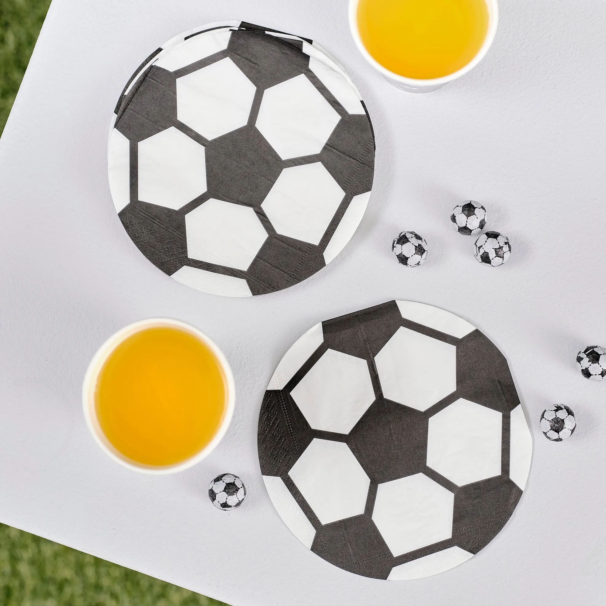 Soccer Napkins (16 pack)