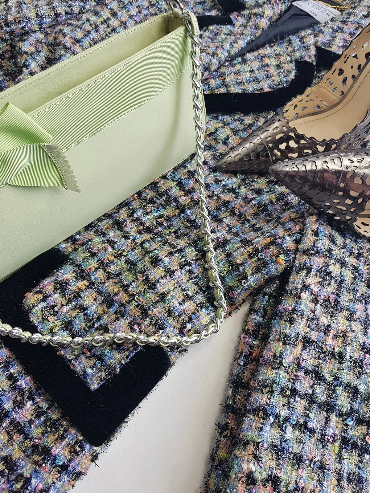 Vintage 2000s Designer Beverly Feldman Leather Purse in the Sweetest Mint Green & Plaid Lining - Chain Strap & Little Bow with Intricate Scalloped Leather Edging (Original Dustbag Included)
